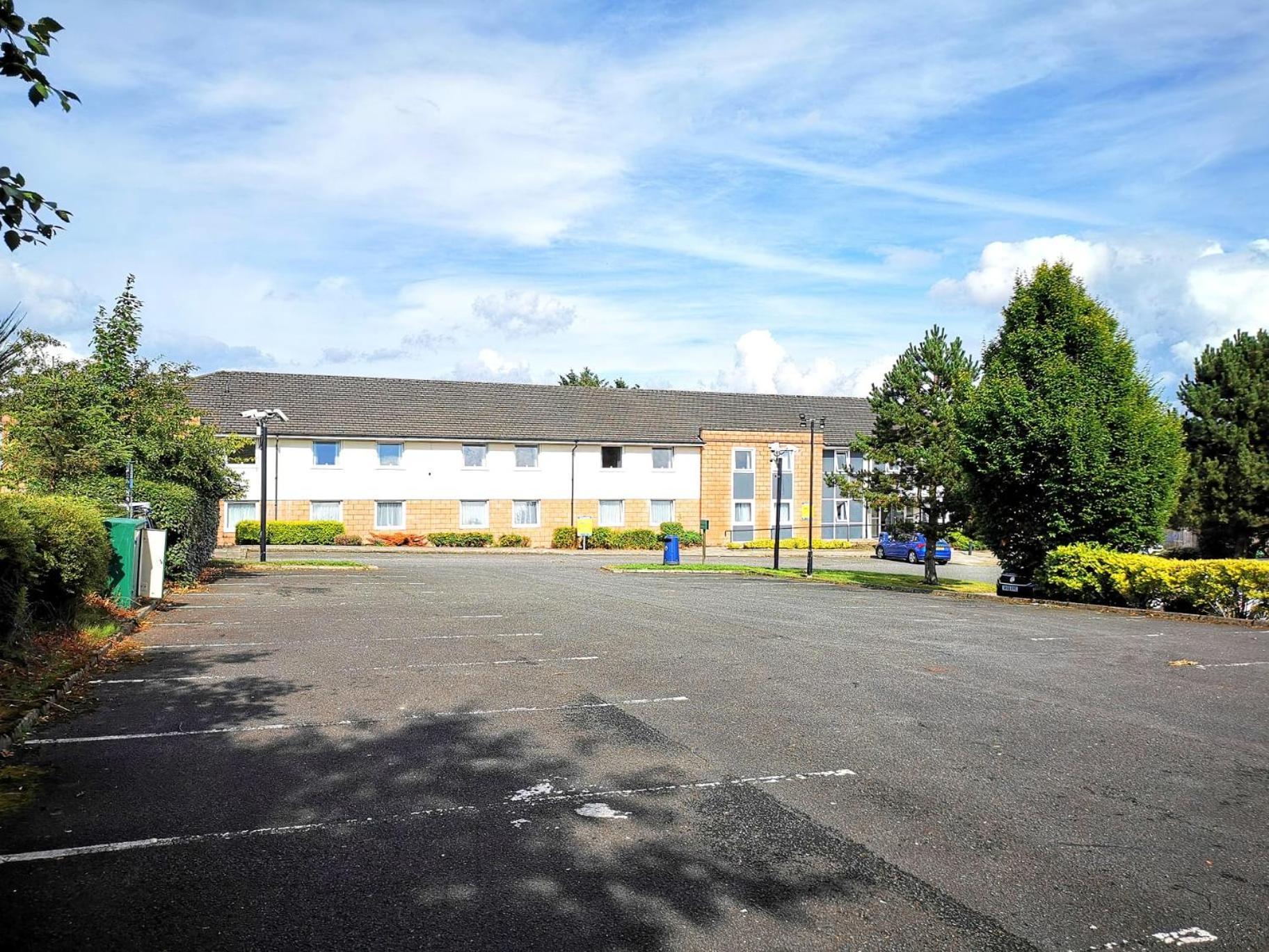 Go2 Glasgow Cumbernauld Hotel Exterior foto