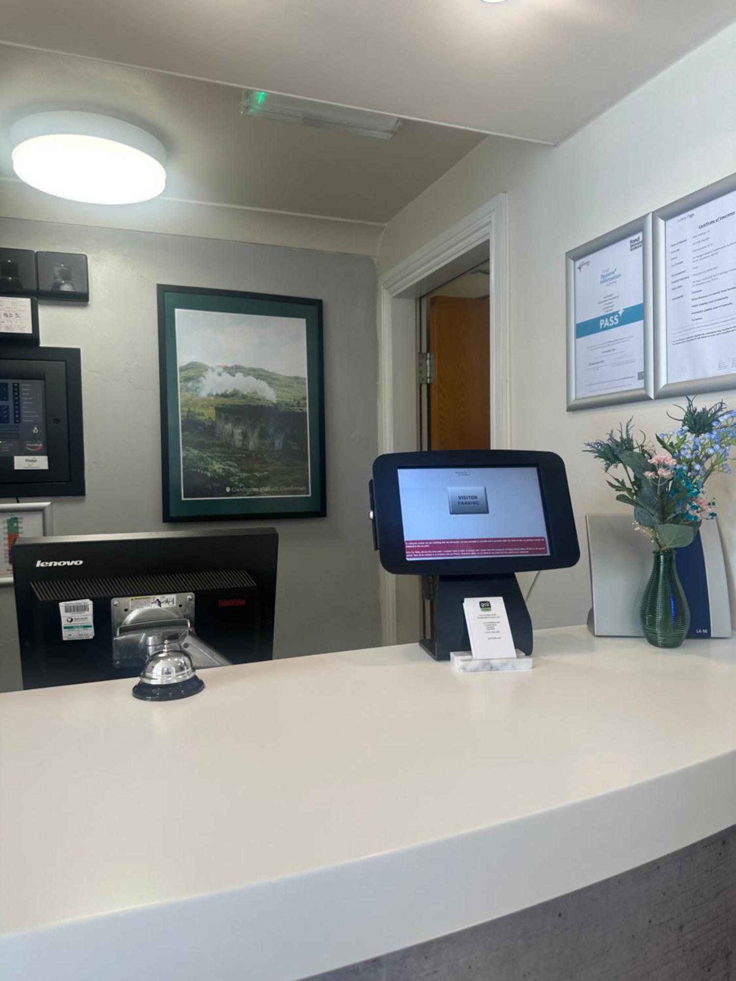 Go2 Glasgow Cumbernauld Hotel - Free Parking And Pet Friendly Exterior foto