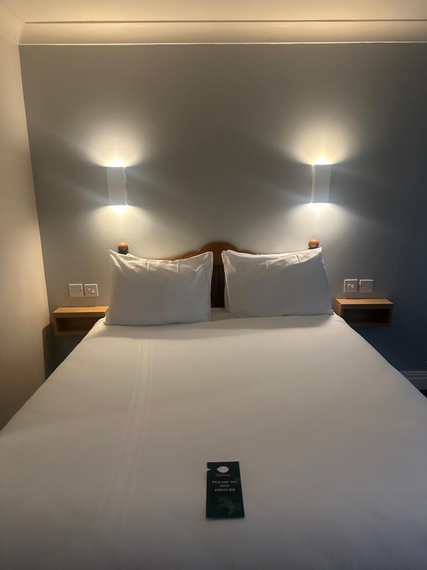 Go2 Glasgow Cumbernauld Hotel - Free Parking And Pet Friendly Exterior foto